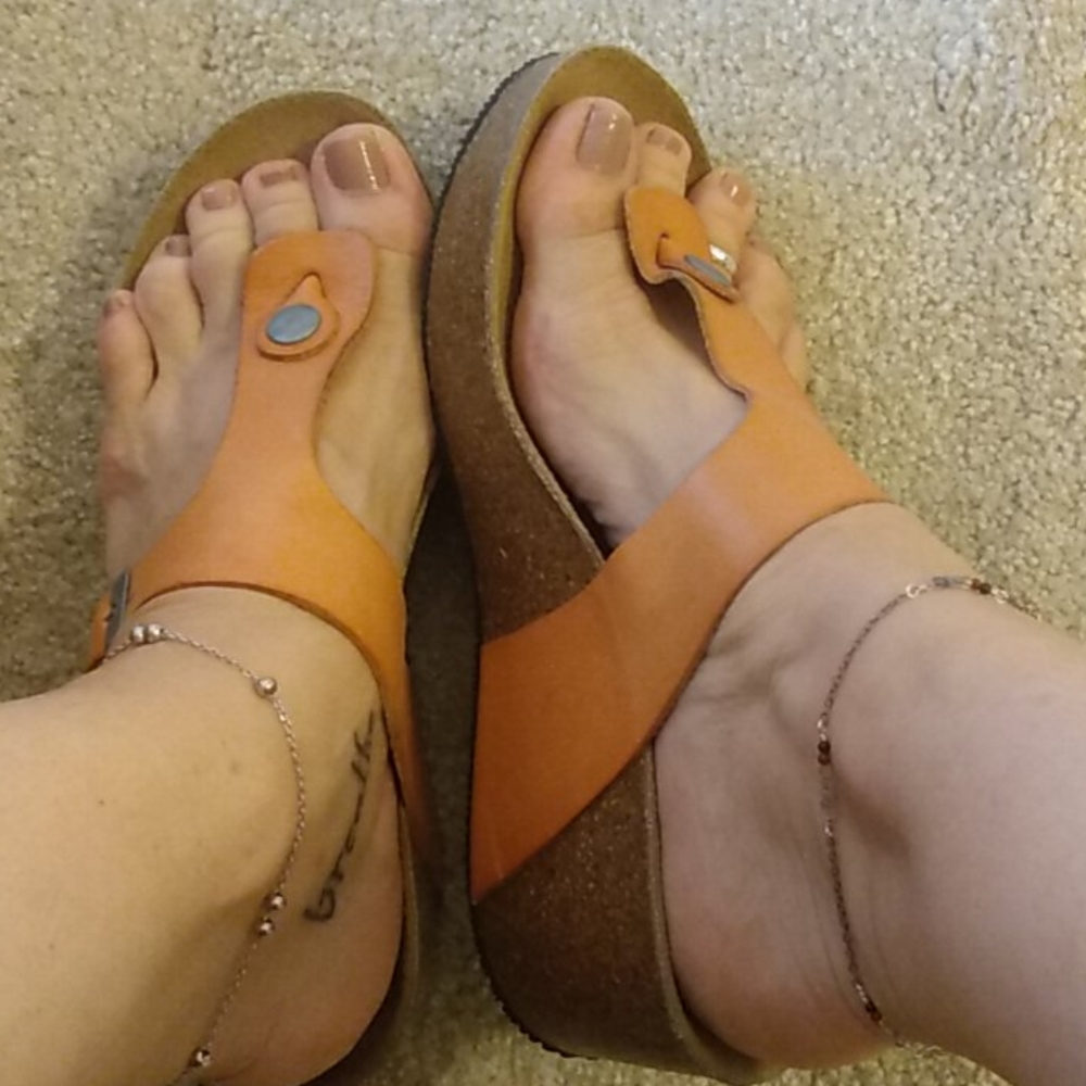 Wedge sandals